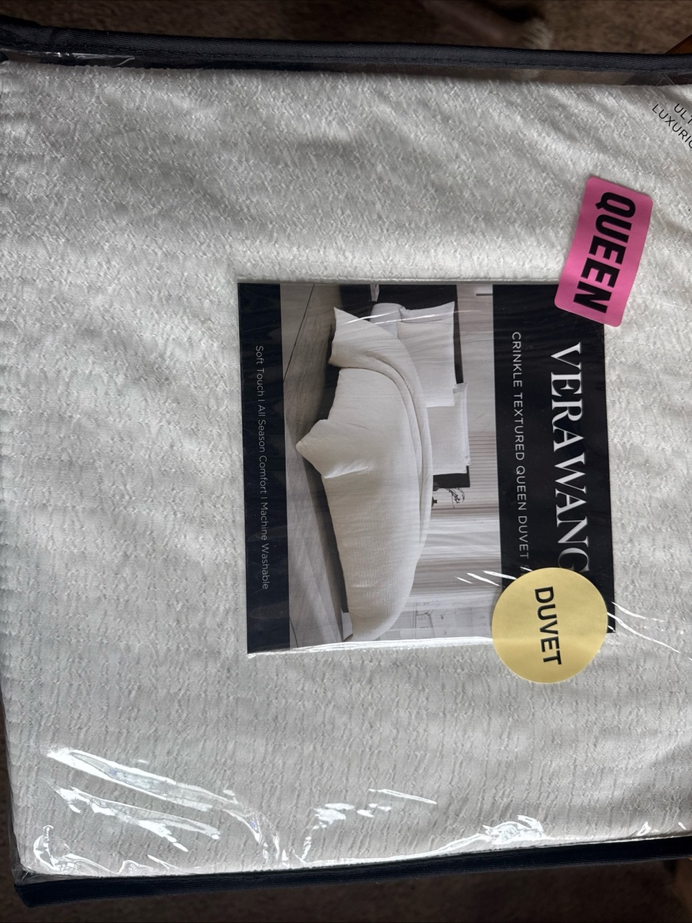 Vera Wang Duvet Set Queen White Crinkle Textured Modern Luxury Ultra Soft NWT